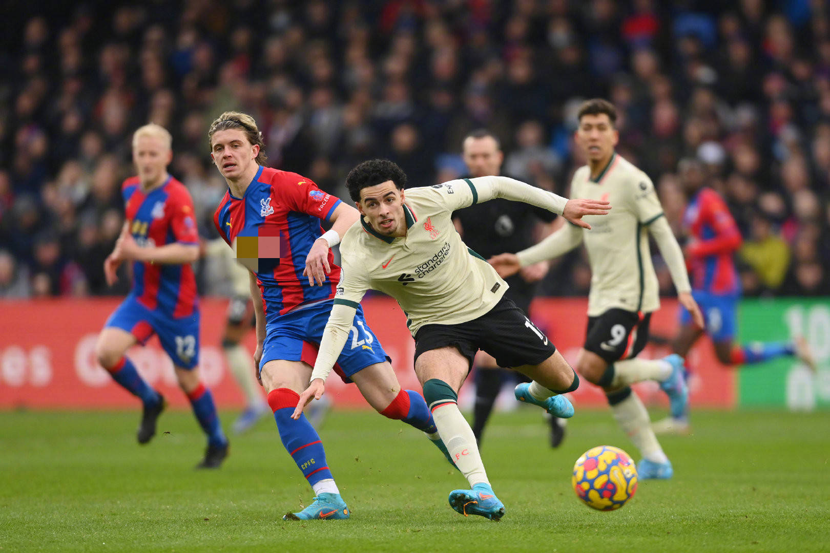 力压一众世 力压一众世